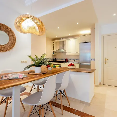 Oleholidays Jardines Don Carlos Junto Al Mar *