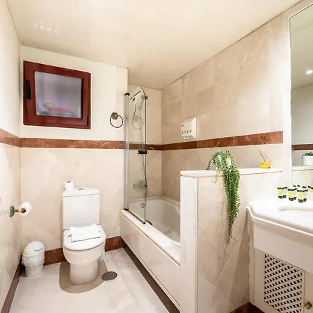 Apartment Oleholidays Jardines Don Carlos Junto Al Mar Marbella
