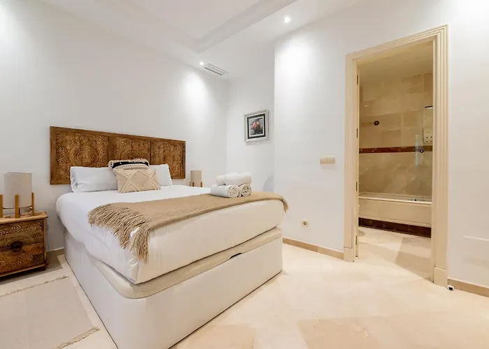 Oleholidays Jardines Don Carlos Junto Al Mar * Marbella