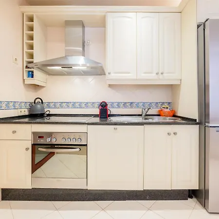 Oleholidays Jardines Don Carlos Junto Al Mar Marbella